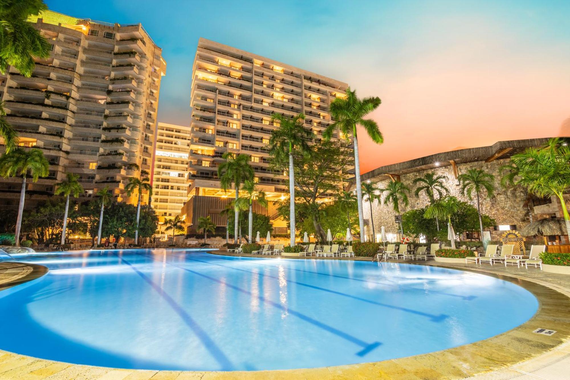Hotel Irotama Lago Santa Marta  Exterior photo The pool at the Hilton San Francisco
