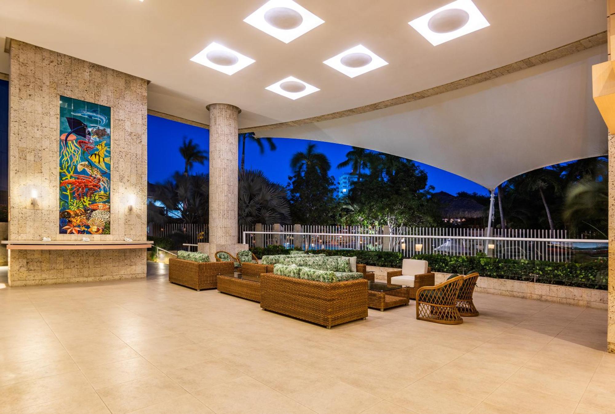Hotel Irotama Lago Santa Marta  Exterior photo Lobby